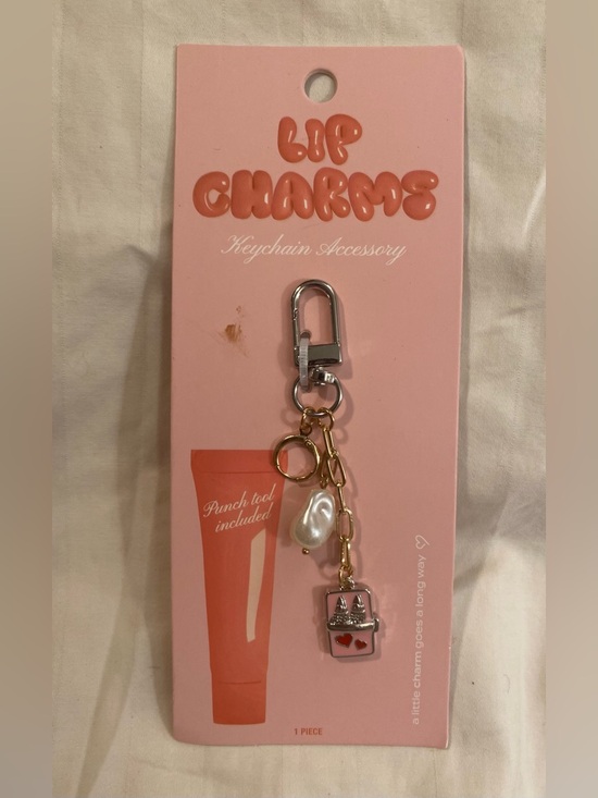 Lip charms Accessories - Lip Charms Pink Keychain Accessory w/ Pearl & Sardine Charm